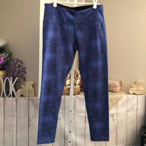 Tuff Athletics sz M Blue Patterned Leggings